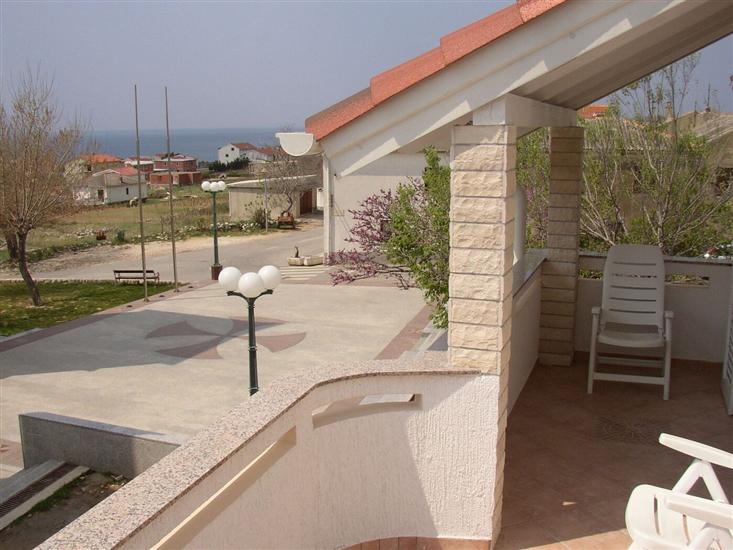 Apartment A1, for 6 persons