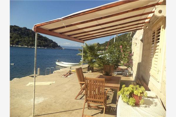 Apartment A1, for 5 persons