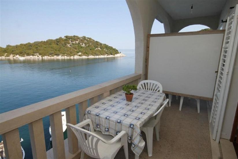 Apartment A3, for 4 persons