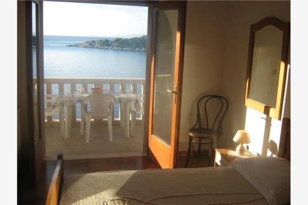 Apartment A4, for 4 persons