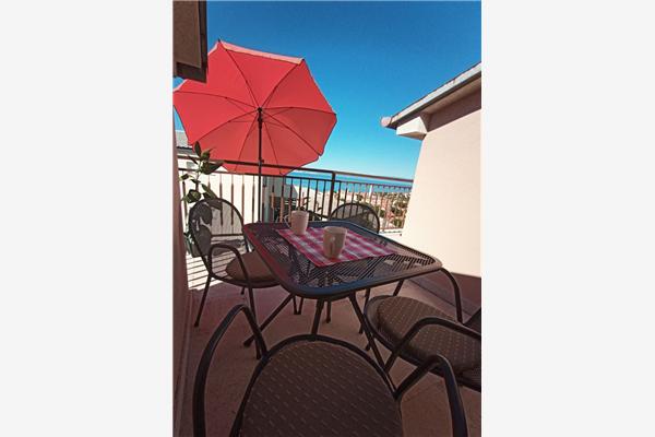 Apartment A1, for 6 persons