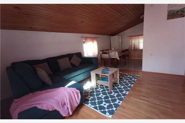 Apartment A1, for 6 persons