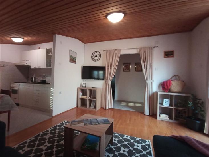 Apartment A1, for 6 persons