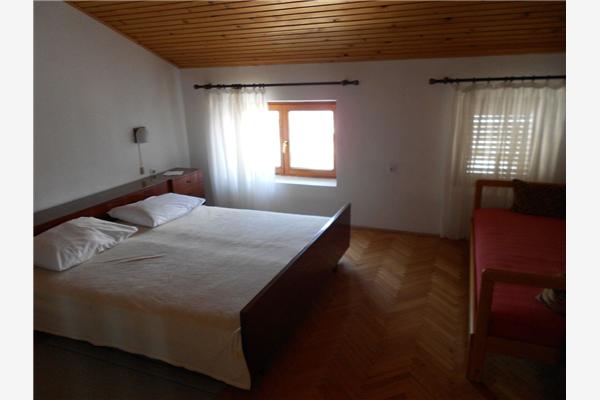 Apartment A1, for 6 persons