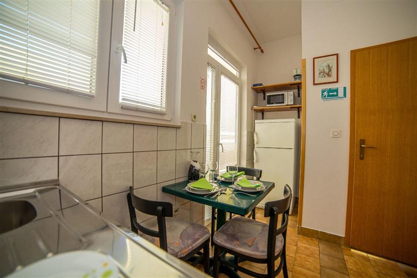 Apartment A2, for 3 persons