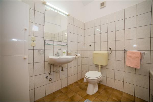 Apartment A2, for 3 persons