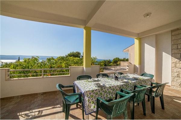 Apartment A3, for 7 persons