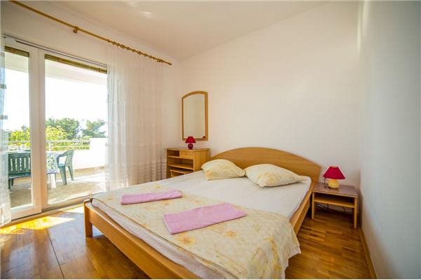 Apartment A3, for 7 persons