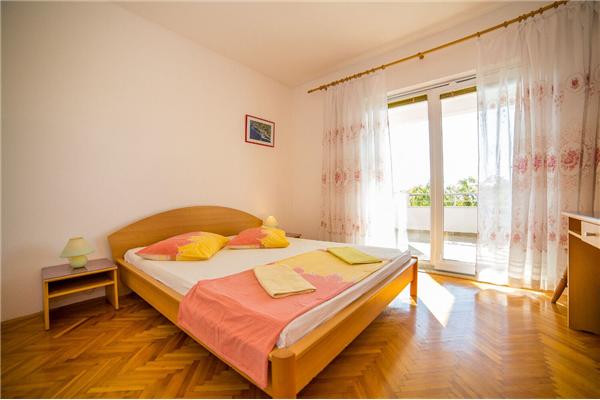 Apartment A3, for 7 persons