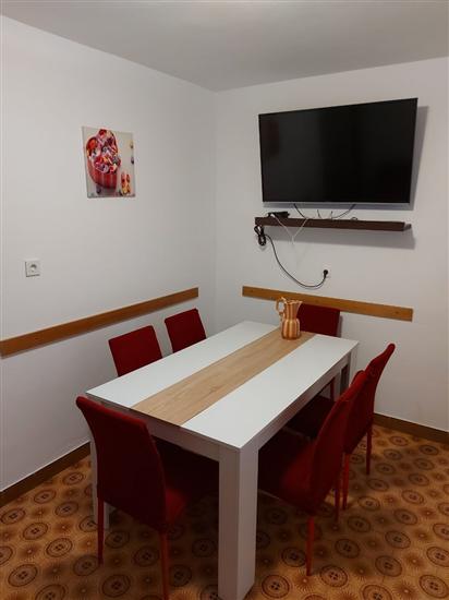 Apartment A1, for 6 persons