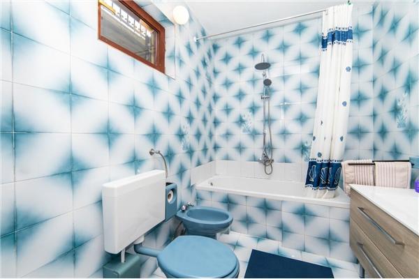 Apartment A2, for 5 persons