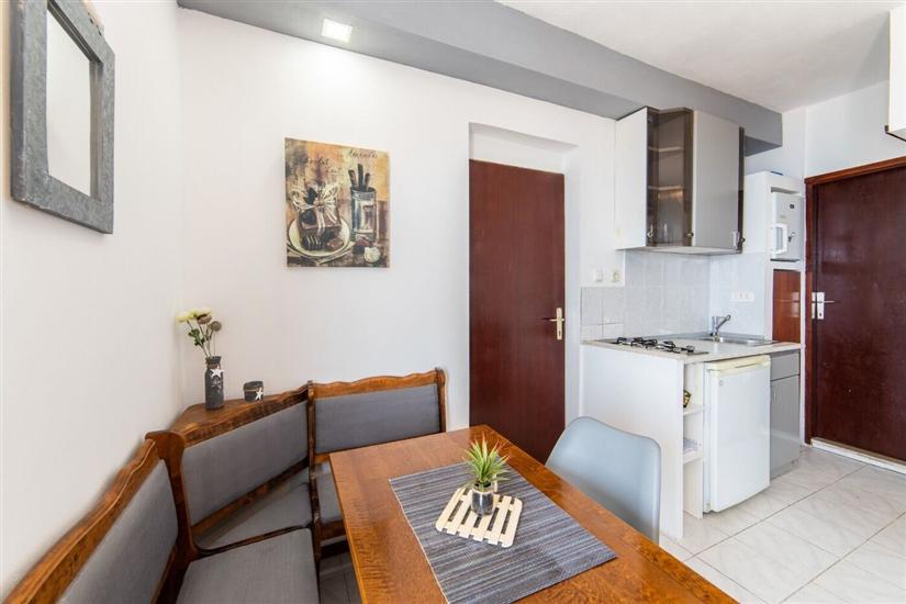 Apartment A5, for 4 persons