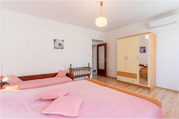 Apartment A1, for 4 persons