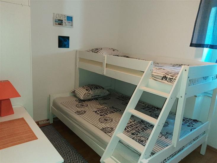 Apartment A1, for 5 persons