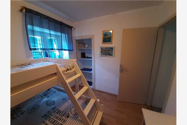 Apartment A1, for 5 persons