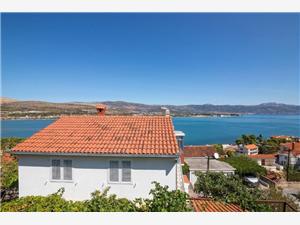 Apartment Split and Trogir riviera,BookPetarFrom 464 zl