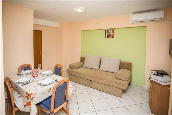 Apartment A1, for 4 persons