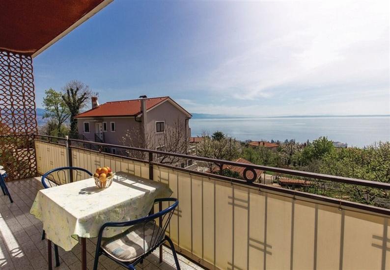 Apartment A1, for 5 persons