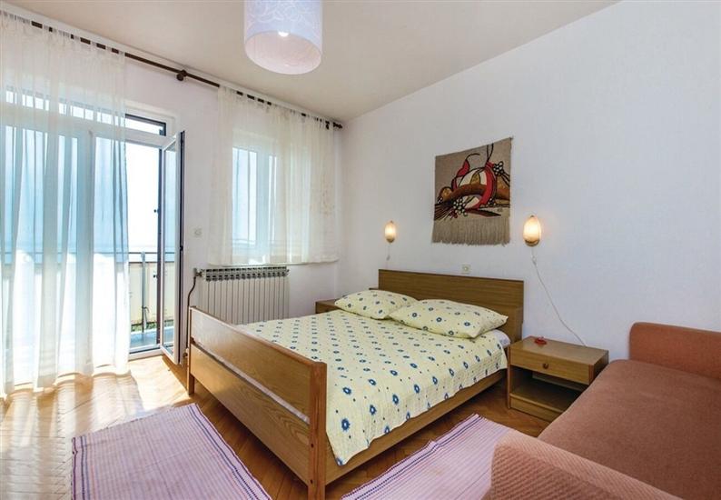Apartment A1, for 5 persons