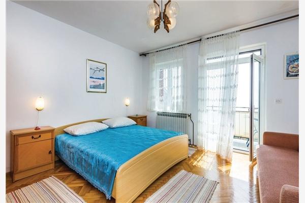 Apartment A1, for 5 persons