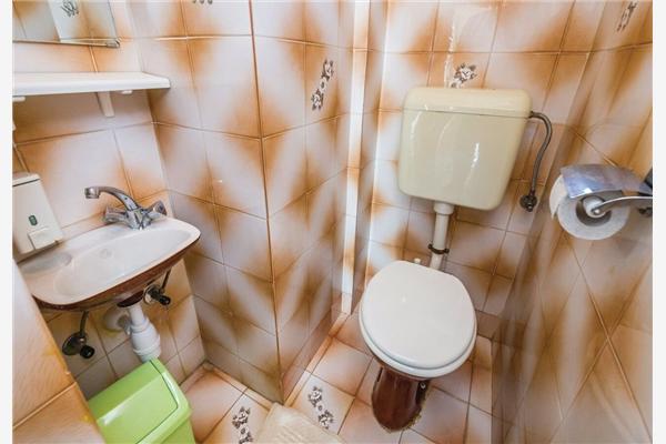 Apartment A1, for 5 persons