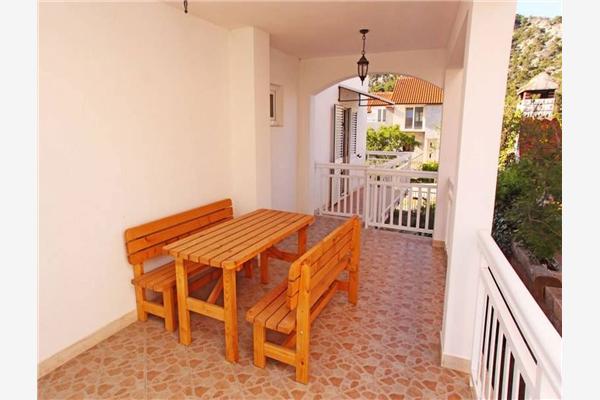 Apartment A1, for 8 persons