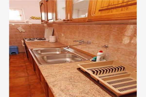 Apartment A1, for 8 persons