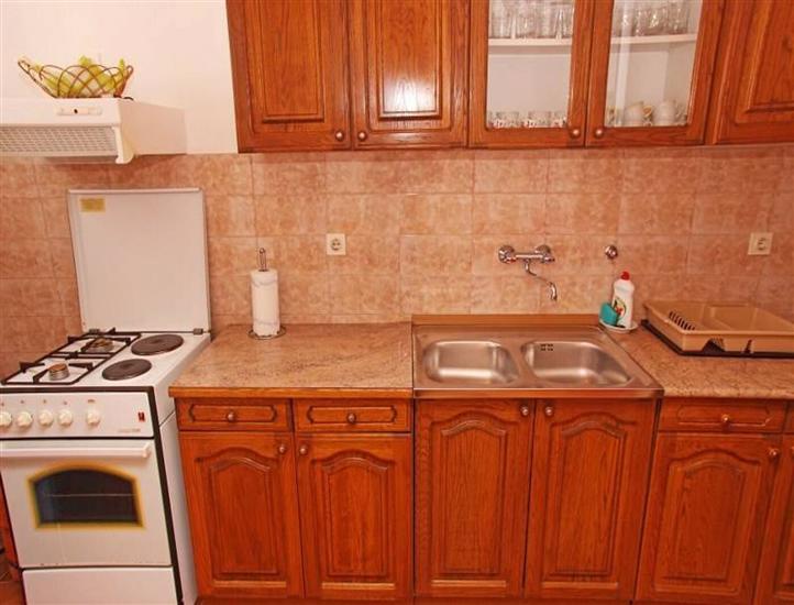 Apartment A1, for 8 persons