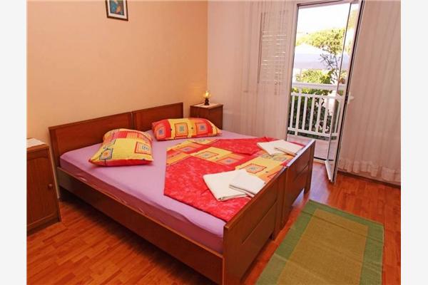 Apartment A1, for 8 persons