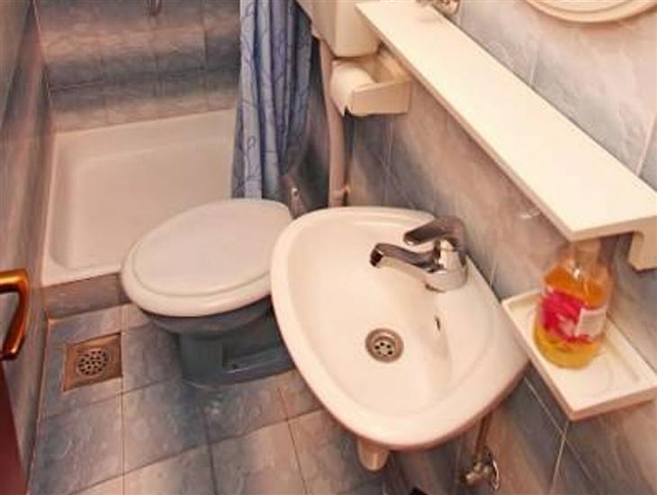 Apartment A1, for 8 persons