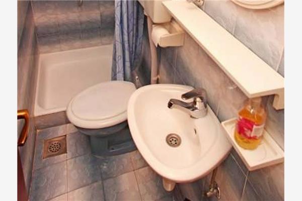 Apartment A1, for 8 persons