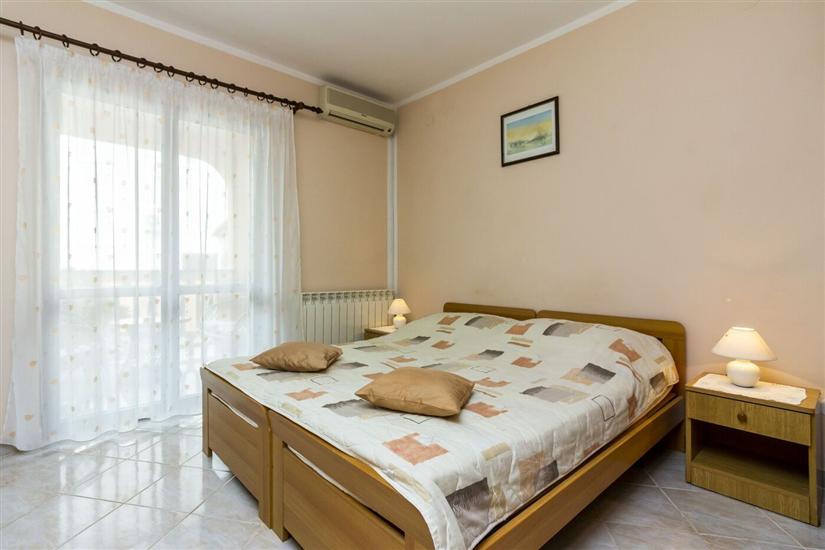Apartment A2, for 3 persons