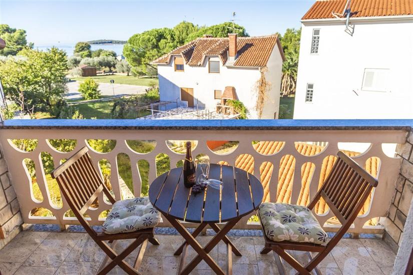 Apartment A5, for 4 persons