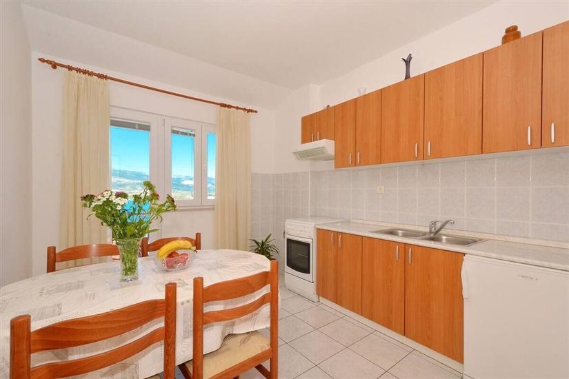 Apartment A1, for 5 persons