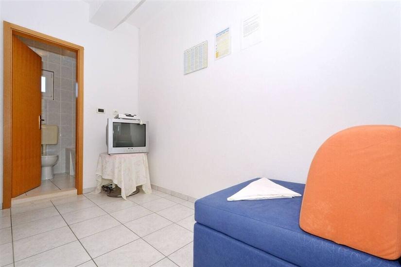 Apartment A1, for 5 persons