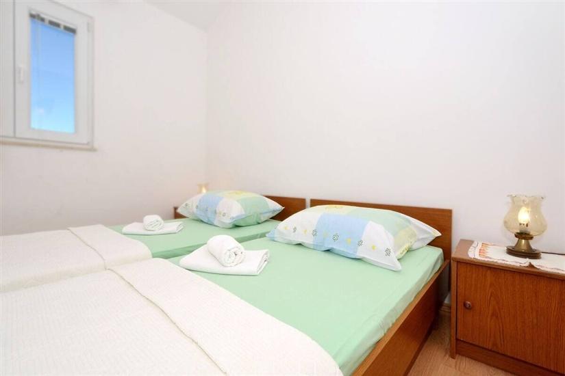 Apartment A1, for 5 persons