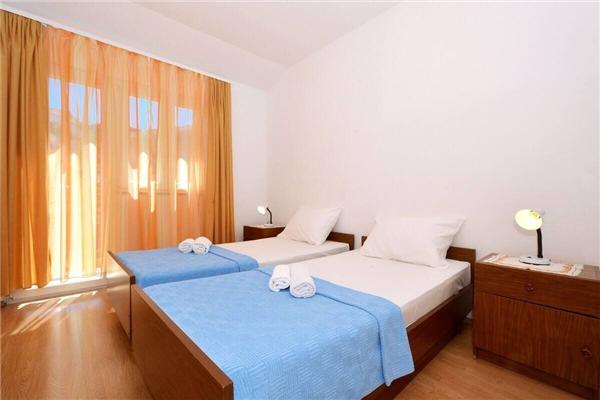 Apartment A2, for 4 persons