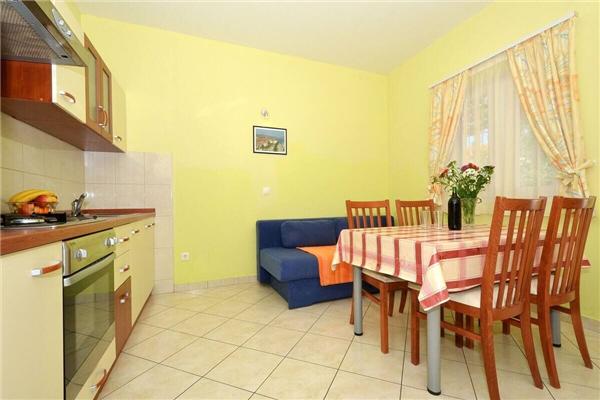 Apartment A3, for 6 persons