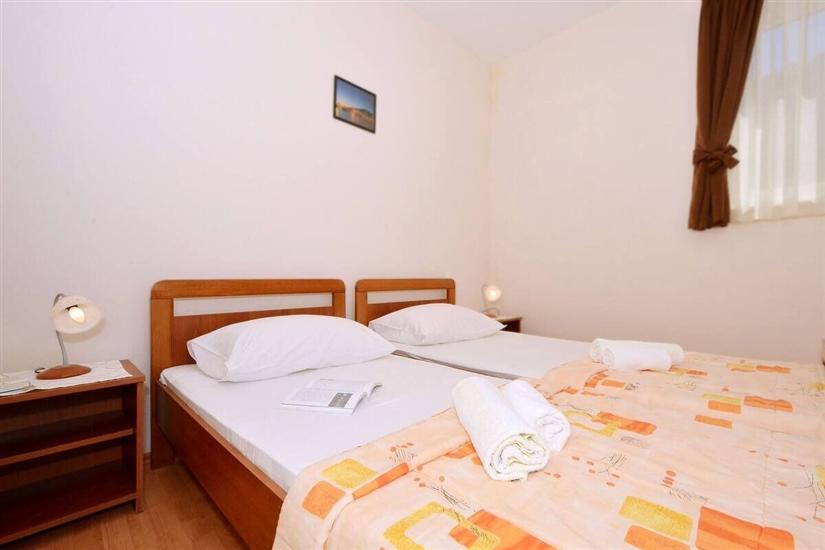 Apartment A4, for 4 persons