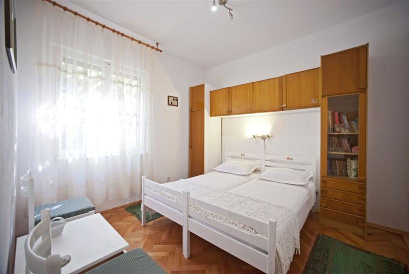 House K1, for 8 persons