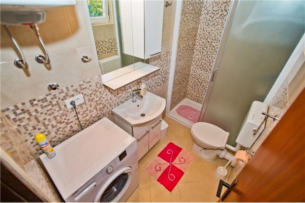 Apartment A1, for 5 persons