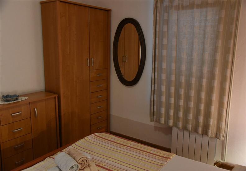Apartment A2, for 3 persons