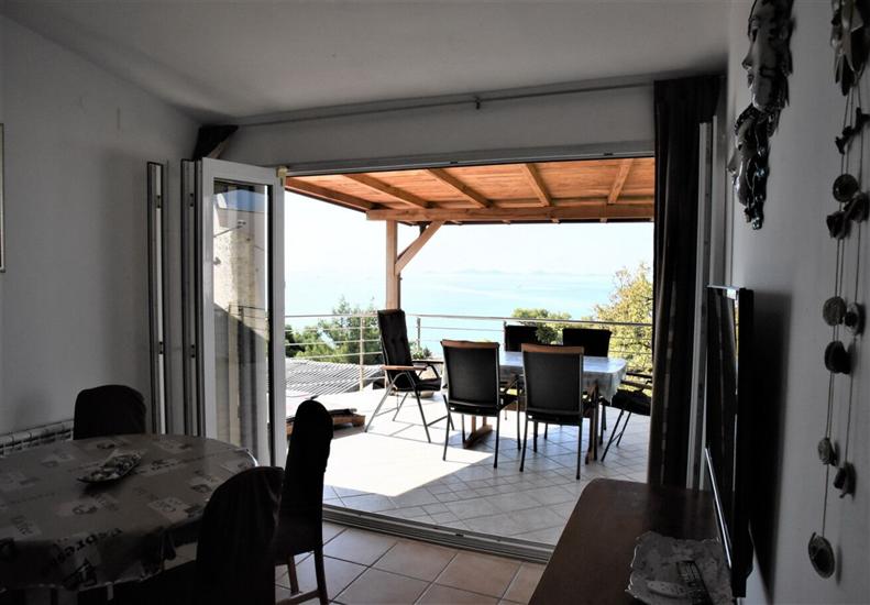 Apartment A3, for 5 persons