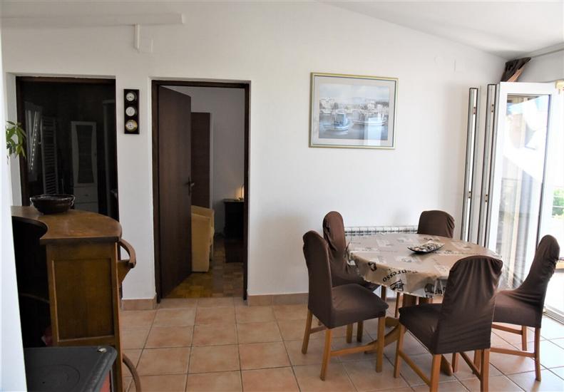 Apartment A3, for 5 persons