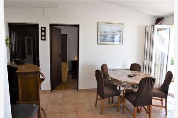 Apartment A3, for 5 persons