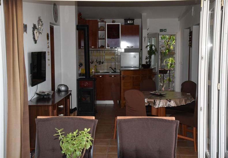 Apartment A3, for 5 persons