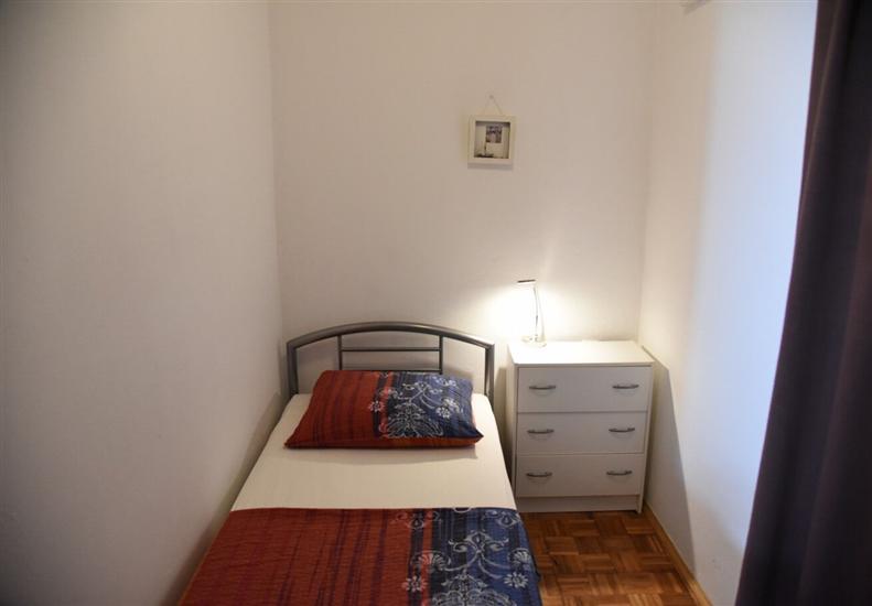 Apartment A3, for 5 persons