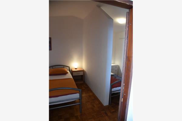 Apartment A3, for 5 persons