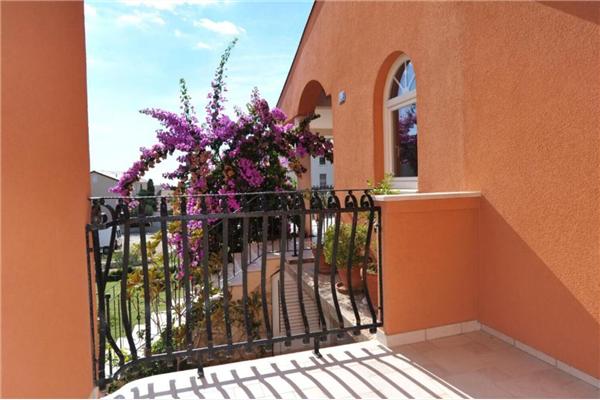 Apartment A1, for 6 persons