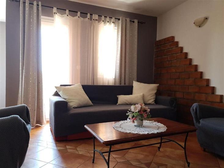 Apartment A1, for 6 persons